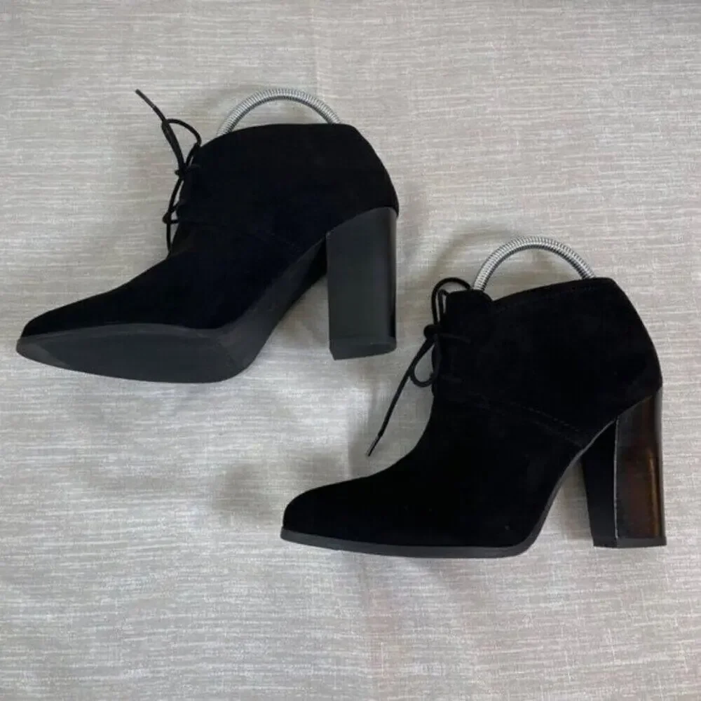 Franco Sarto Leandra Women Black Suede Lace-Up Block Heel Ankle Boots 8.5